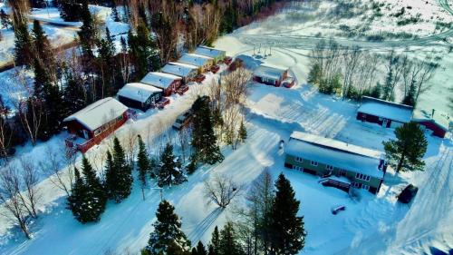 Cormack Resort | Lush's Cottages