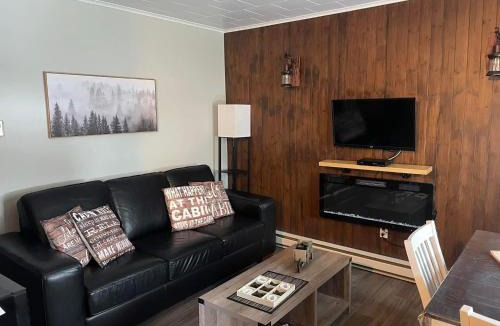 Cormack Resort | Lush's Cottages