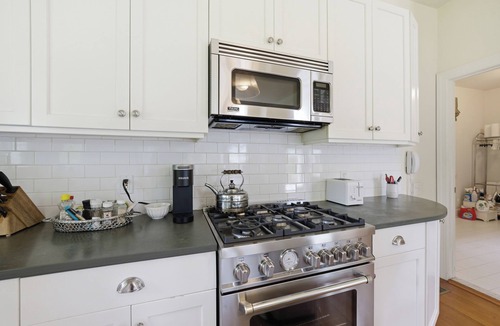 Bridgehampton House | Lushly Landscaped, Light and Spacious Family Home with a 65' Pool