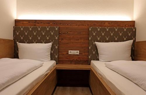 Akams Hotel | lustiger Hirsch