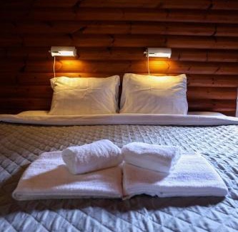 Dals-Ed N Bed & Breakfast | Luthagård