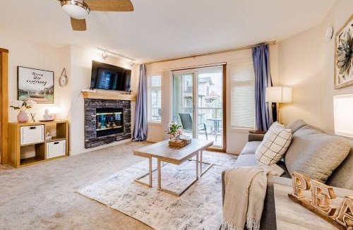 Canmore Apartment | Lux 2BR/3BD Suite/Mountain View!
