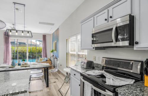 Four Corners House | Lux 6 bed with PoolSPA
