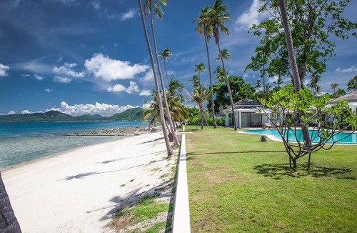 Na Mueang Villa | Lux Beachfront Home for perfect family vacations