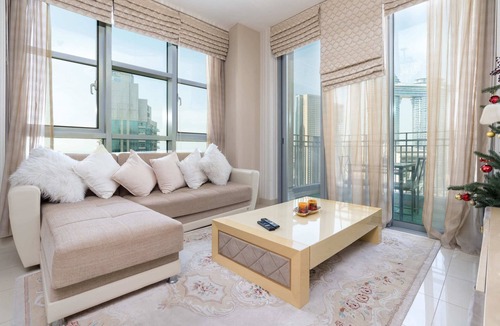 Downtown Dubai Apartment | Lux BnB 1BD I Downtown I Burj Khalifa Fireworks
