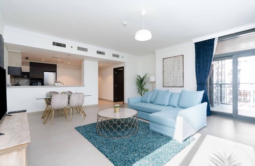 Dubai Apartment | Lux BnB Dubai Creek Harbour BLVD Views