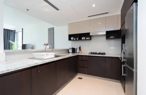 Dubai Apartment | Lux BnB Dubai Creek Harbour BLVD Views