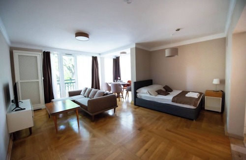 Kreuzberg Apartment | Lux central Apartment witt 2 bedroom with balcony