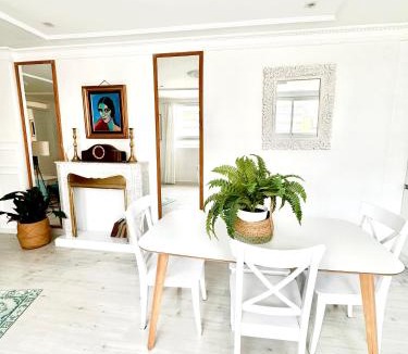 Ensanche Diputacion Apartment | Lux City Loft in front of the Port