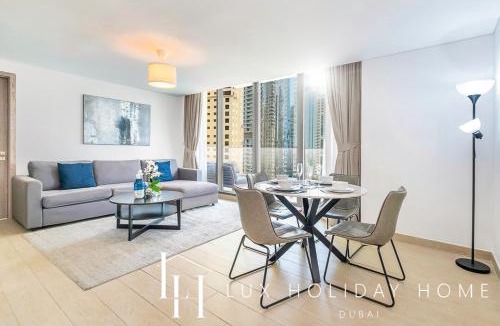 Jumeirah Beach Residence Apartment | LUX Contemporary Suite with Marina View 6