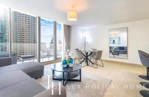 Jumeirah Beach Residence Apartment | LUX Contemporary Suite with Marina View 6