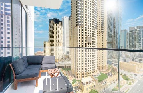 Jumeirah Beach Residence Apartment | LUX Contemporary Suite with Marina View 6