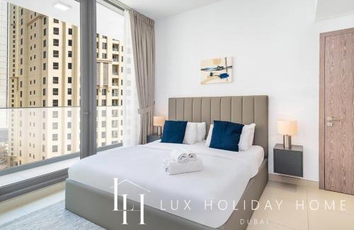 Jumeirah Beach Residence Apartment | LUX Contemporary Suite with Marina View 6