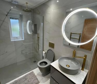 Blackburn House | Lux Cottage