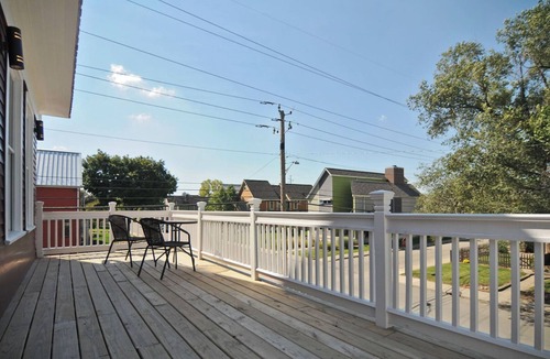 Herron Morton House | ✨Lux Indy Villa✨Downtown Oasis✨ Sleeps 25 ✨ Walkable ✨ High-End ✨ Sanitized ✨