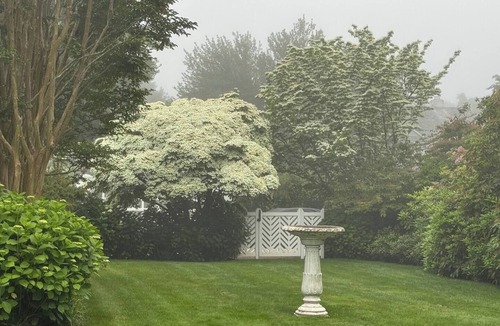Egypt Lane Historic District House | LUX KING Suite East Hampton Village Estate SOH