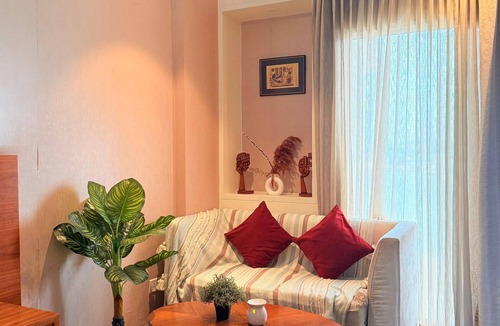 Gurugram Apartment | Lux Loft Studio w/Balcony in Gurgaon with Pool Access