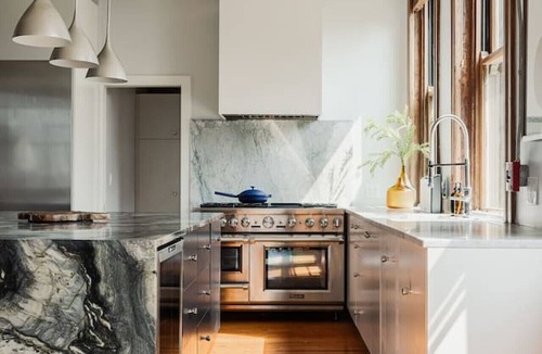 Over-the-Rhine Apartment | Lux Penthouse | Hot Tub | Rooftop Patio | OTR