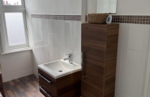Wakefield Apartment | Lux spacious 3BR entire apartment