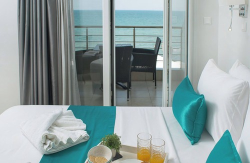 Perea Apartment | LUX VIP APARTMENTS : Studio apartment with sea view The whole apartment
