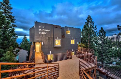 Tahoe Village House | LUXE 15 Blue Diamond Lodge Lake Tahoe Hot Tub