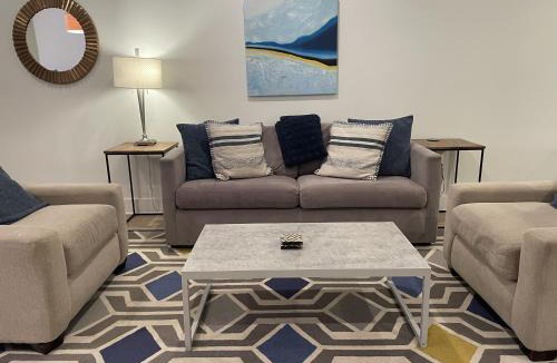 Columbia Heights Apartment | Luxe 2BD2BA Townhouse in Hip Area - Near Metro