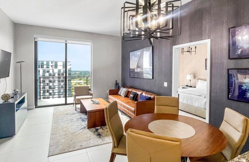 Doral Apartment | Luxe 2BR Suite w/Partial Golf View | Pool & Sauna