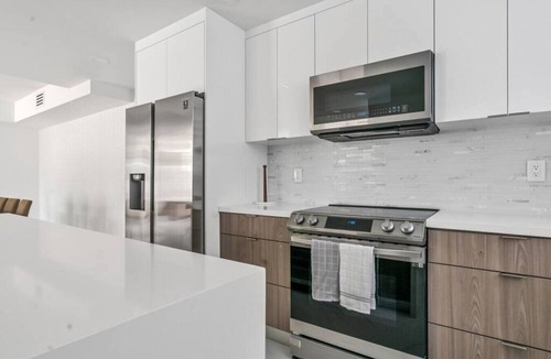 Olympia Heights House | Luxe 4BD Duplex w/Heated Pool Close to Restaurants
