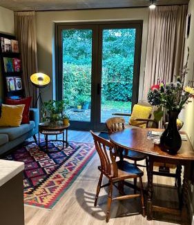 Elsrijk Bed & Breakfast | Luxe B&B "In de Schulp", ontspan en geniet van comfort en stijl