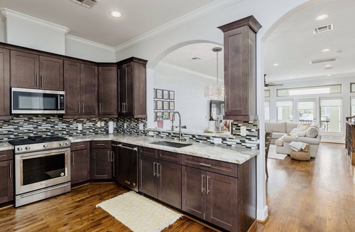 South Central Houston House | Luxe centrally located Houston 3 story townhouse: Minute Maid/GRB/Med Center/NRG