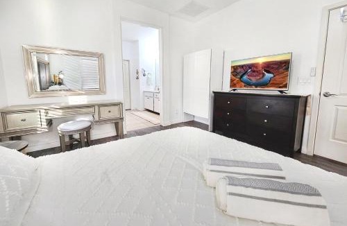 South Mountain House | Luxe Desert Oasis, Pool, Hidden Speakeasy Room!
