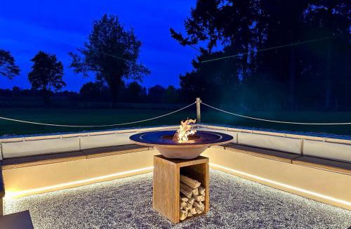 Yvre-l'Eveque House | Luxe et sérénité : jacuzzi, sauna, piscine chauffée, home-cinéma et plus près du Mans - FR-1-410-396