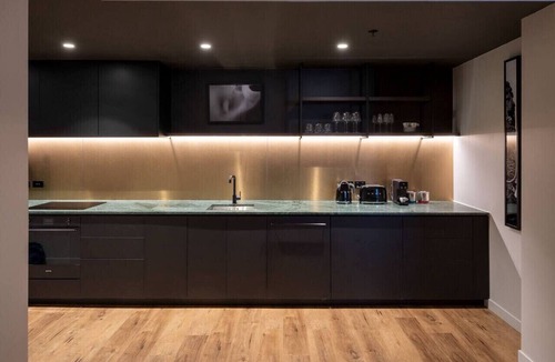 Auckland Central Business District Apartment | Luxe Executive Getaway | 2 Bed 2 Bath |