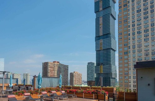 Downtown Jersey City Apartment | Luxe Industrial Loft in the Heart of City near NYC