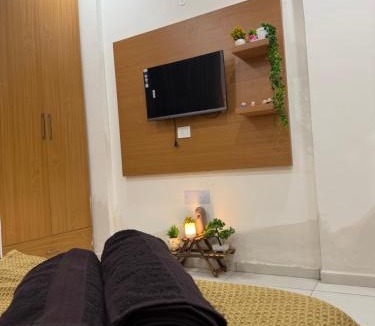 Zirakpur Apartment | Luxe Label Studio by Sam
