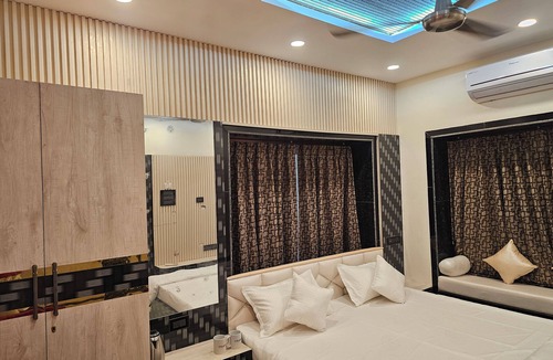 New Town Hotel | LUXE LAGOON