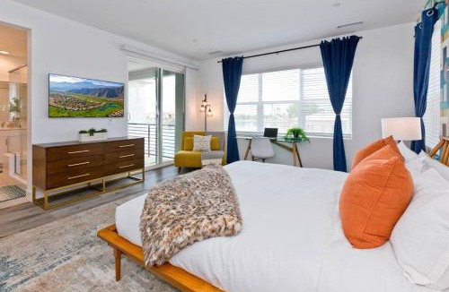 Terra Lago House | Luxe Lakefront Dream Villa: Heated Saltwater Pool