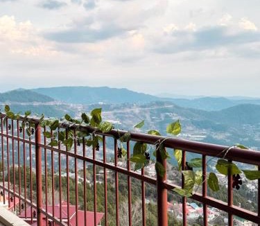 Loralai District Apartment | Luxe Loft 2 Cozy 3 Bed Escape
