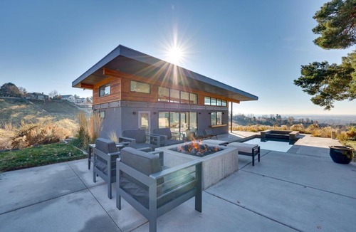 Boise Apartment | Luxe, Modern Studio w/Sweeping City Views!