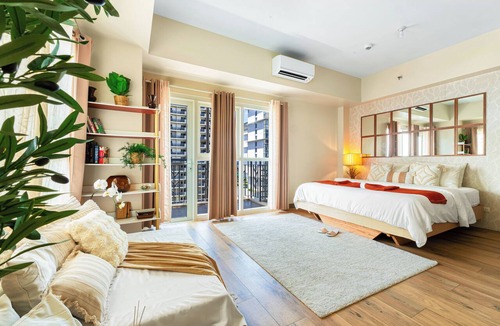 Tambo Apartment | Luxe Oceanfront Bohemian King Bed Pool Bay Views 50% Off
