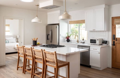 South Oceanside House | LUXE OceanView Estate| Sleeps 22| FirePits| 3 Spas