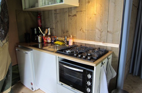 Hensbroek Cottage | Luxe Safaritent, Midden in de Natuur