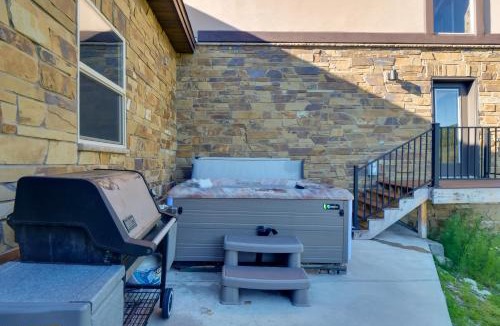 Blue River House | Luxe Ski Escape! Breck Home w/Hot Tub & Game Room