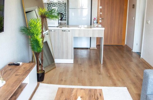 Esenyurt Apartment | Luxe Suite AI28