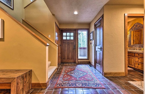 Twin Creeks House | Luxe Sun Valley Retreat w/Hot Tub, 3 Mi to Resort