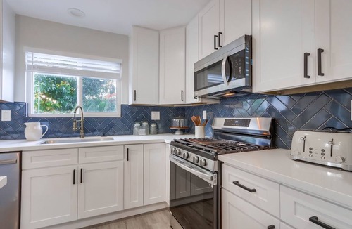 San Clemente Condo | Luxe Three Bedroom Beach House with Private Patio