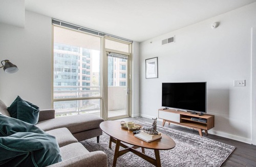 McLean Apartment | Luxe Tysons Corner 1BR w/Pet Grooming Salon, nr Subway, by Blueground