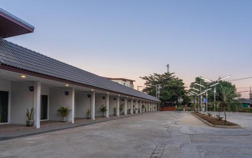 Chiang Rai Hotel | Luxe Villa