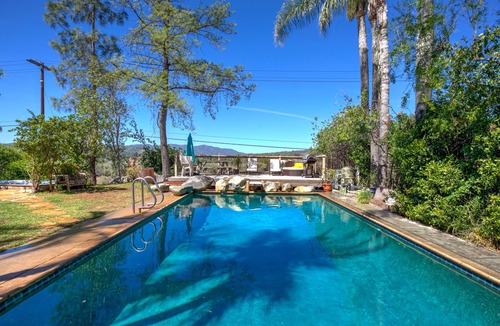 North Arroyo House | Luxe villa with private pool, hot tub, fireplace & amazing views - dog-friendly