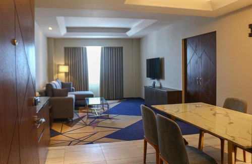 South Triangle Hotel | Luxent Hotel